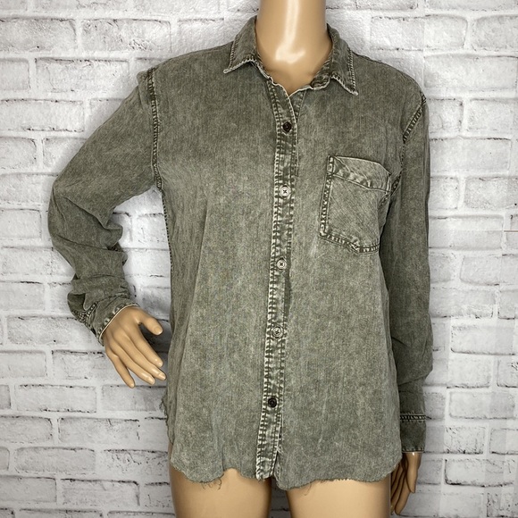 Rails Ingrid acid wash button down shirt - Picture 2 of 8